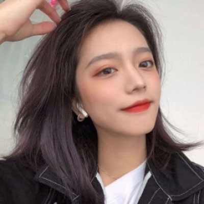 比较有魅力的女生微信头像_比起生活我更热爱你