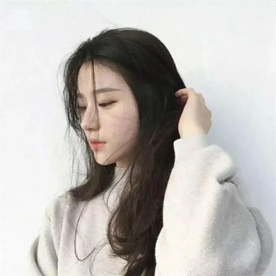 比较有魅力的女生微信头像_比起生活我更热爱你