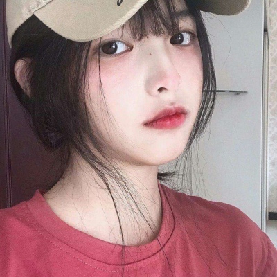 比较有魅力的女生微信头像_比起生活我更热爱你