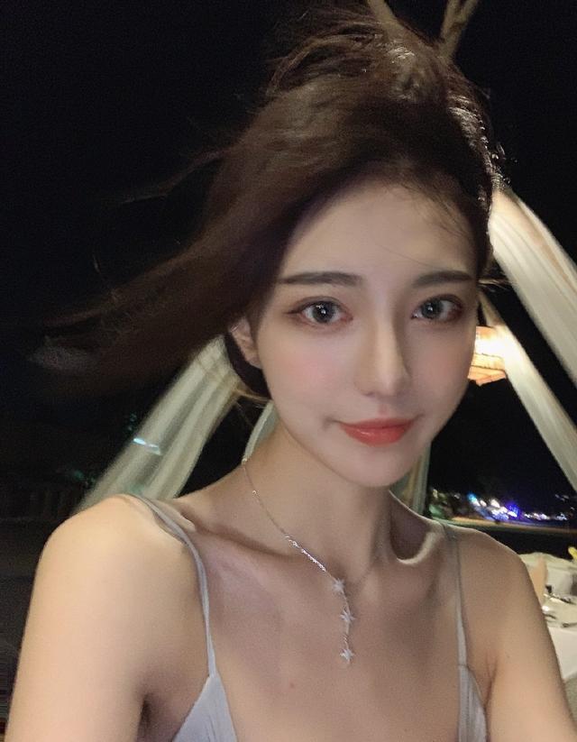 女海王项思醒后续:网传整容前照片被扒 女海王项思醒后续:网传整容前照片被扒