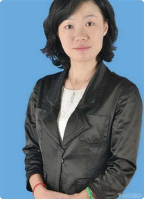 中国最贵女秘书朱旭:年薪849万,年终奖1000万 生活感悟 工作 好文分享 第2张 中国最贵女秘书朱旭:年薪849万,年终奖1000万 生活感悟 工作 好文分享 第2张